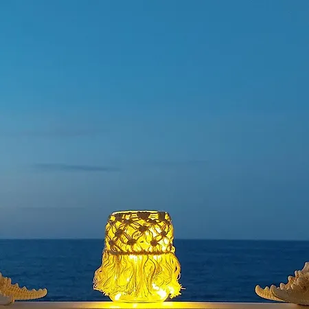 Amazing Beachfront In * Hersónissos