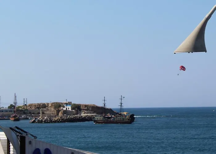 Amazing Beachfront In Apartamento Hersonissos (Crete)