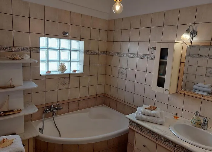 Amazing Beachfront In Hersonissos (Crete)